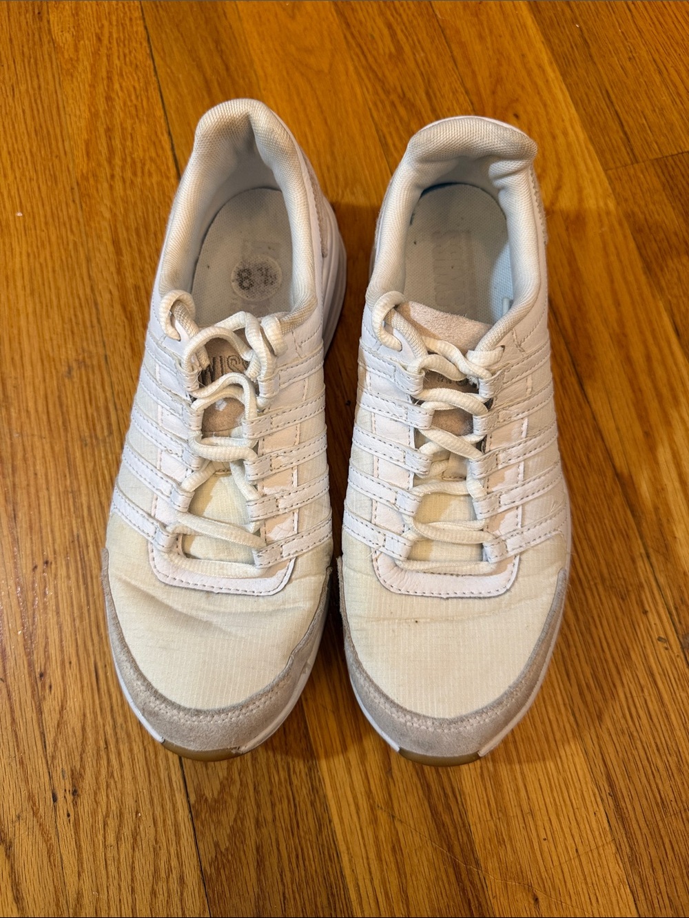 K-Swiss Off-White Lace-Up Sneakers